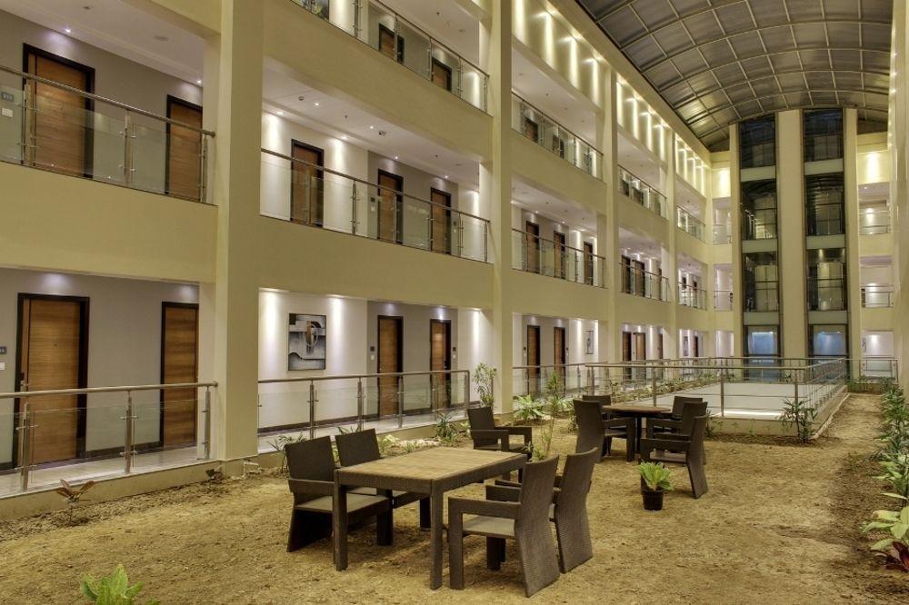 Hotel Suba Grand Dahej Exteriér fotografie