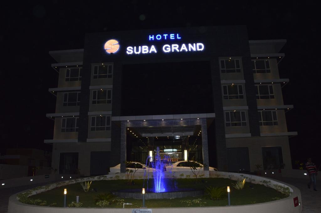 Hotel Suba Grand Dahej Exteriér fotografie